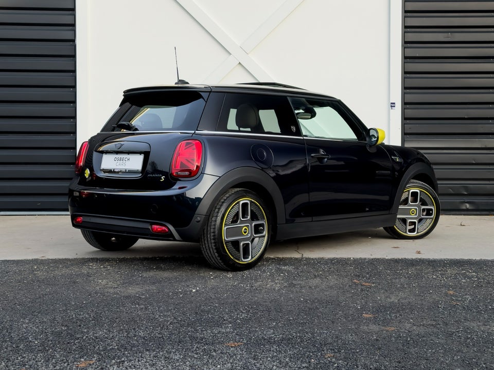 MINI Cooper SE Younique Trim 3d