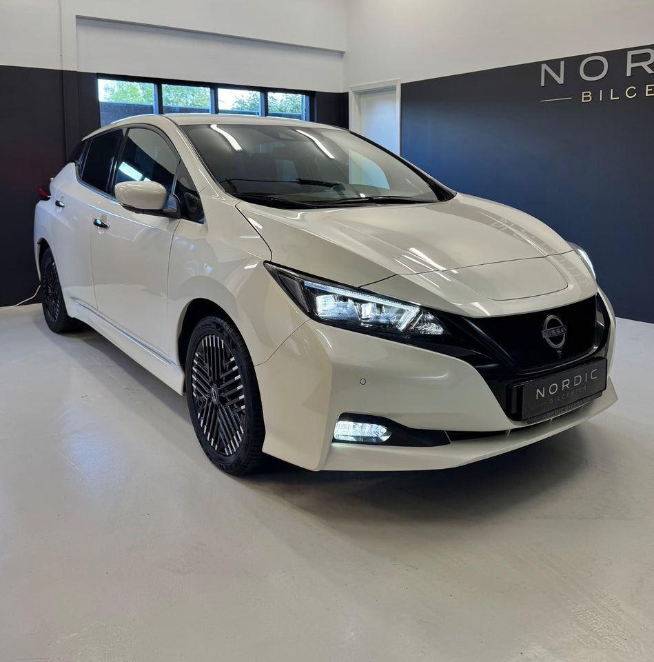 Nissan Leaf 39 N-Connecta 5d