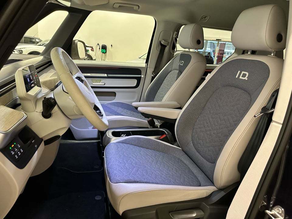 VW ID.Buzz 77 Pro SWB 5d