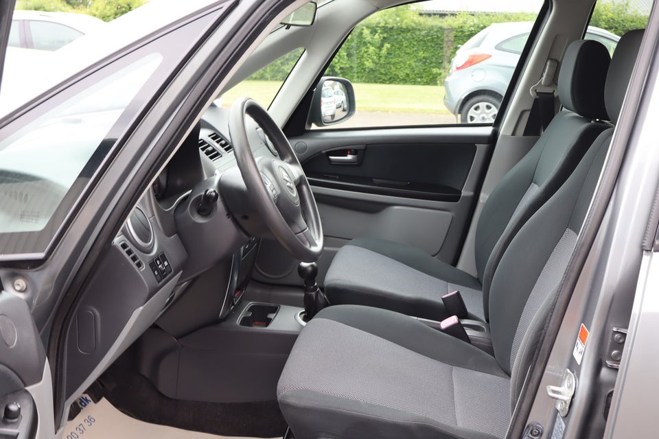 Suzuki SX4 1,6 GLS 5d