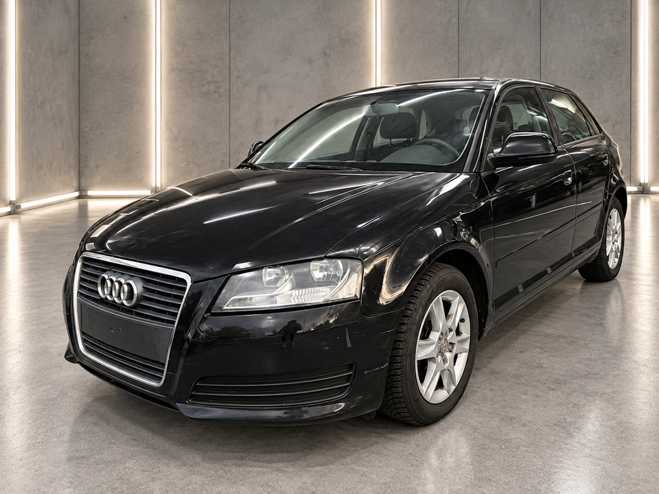 Audi A3 1,6 Ambition 3d