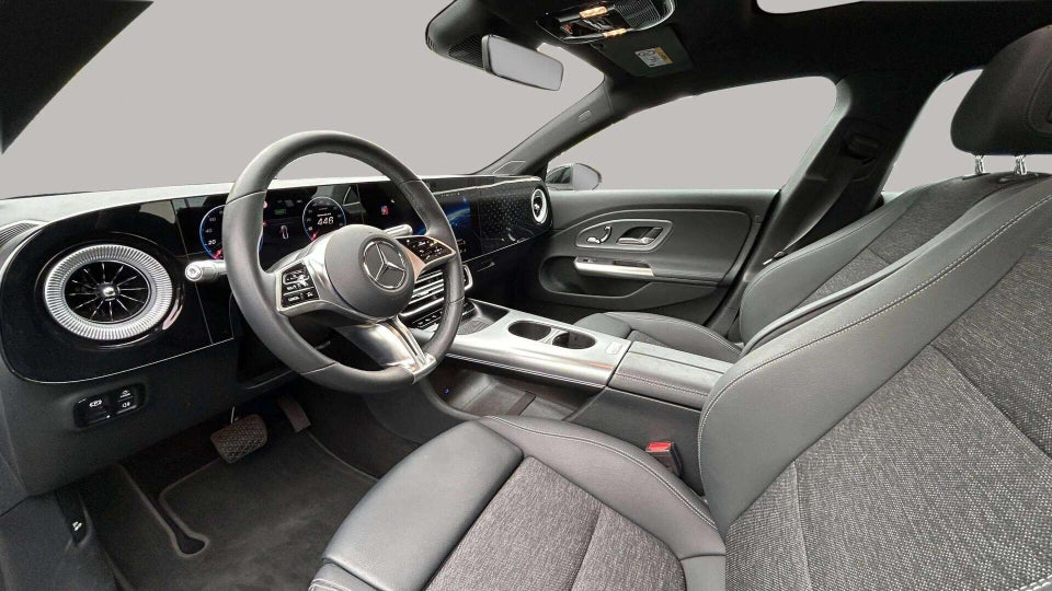 Mercedes CLA250+ electric Progressive Advance Plus 4d