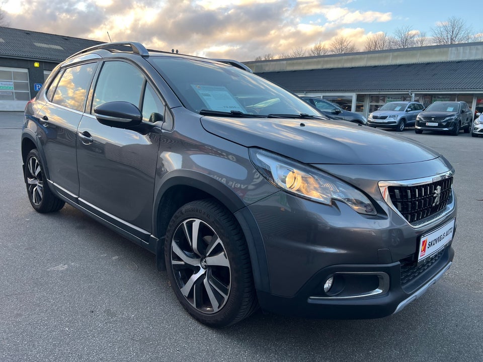 Peugeot 2008 1,6 BlueHDi 100 Allure Sky 5d