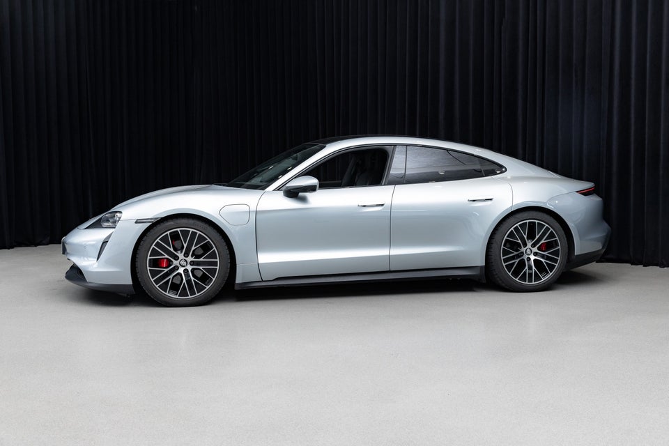 Porsche Taycan 4S Performance+ 4d