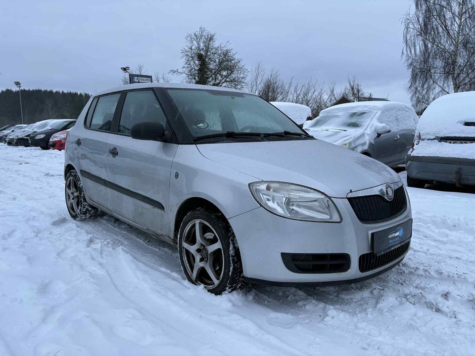 Skoda Fabia 1,4 16V Ambiente 5d