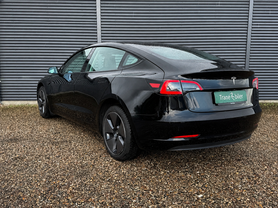 Tesla Model 3 Long Range RWD 4d