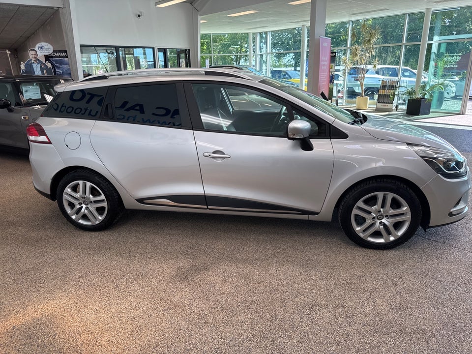 Renault Clio IV 0,9 TCe 90 Zen Sport Tourer 5d