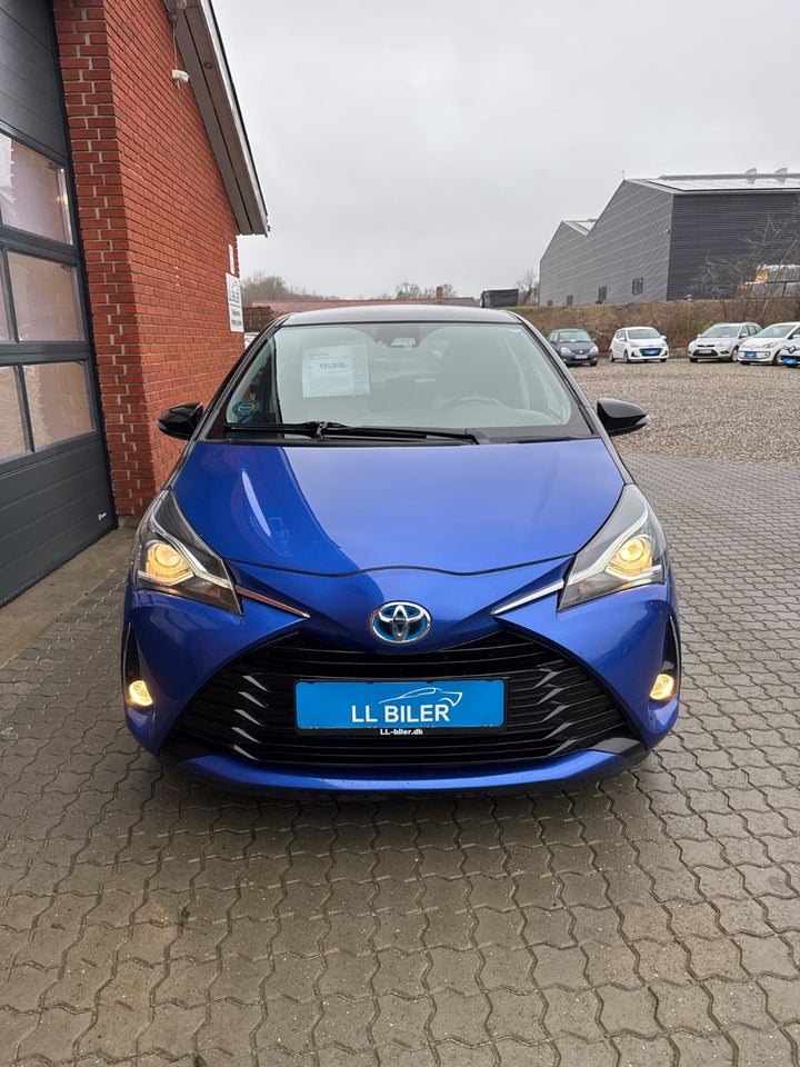 Toyota Yaris 1,5 Hybrid H3 Premium e-CVT 5d