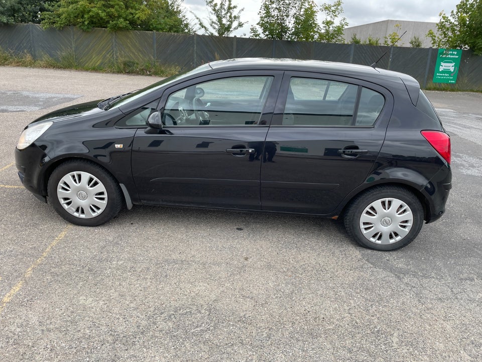 Opel Corsa 1,4 16V Enjoy 5d