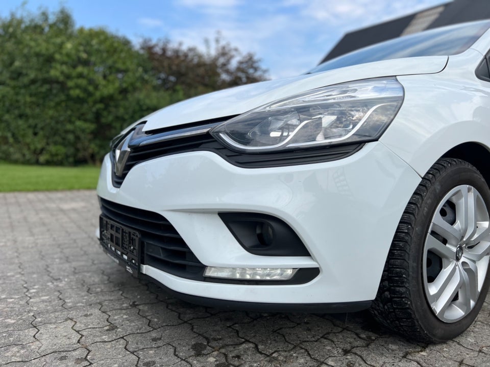 Renault Clio IV 1,5 dCi 90 Zen Sport Tourer 5d