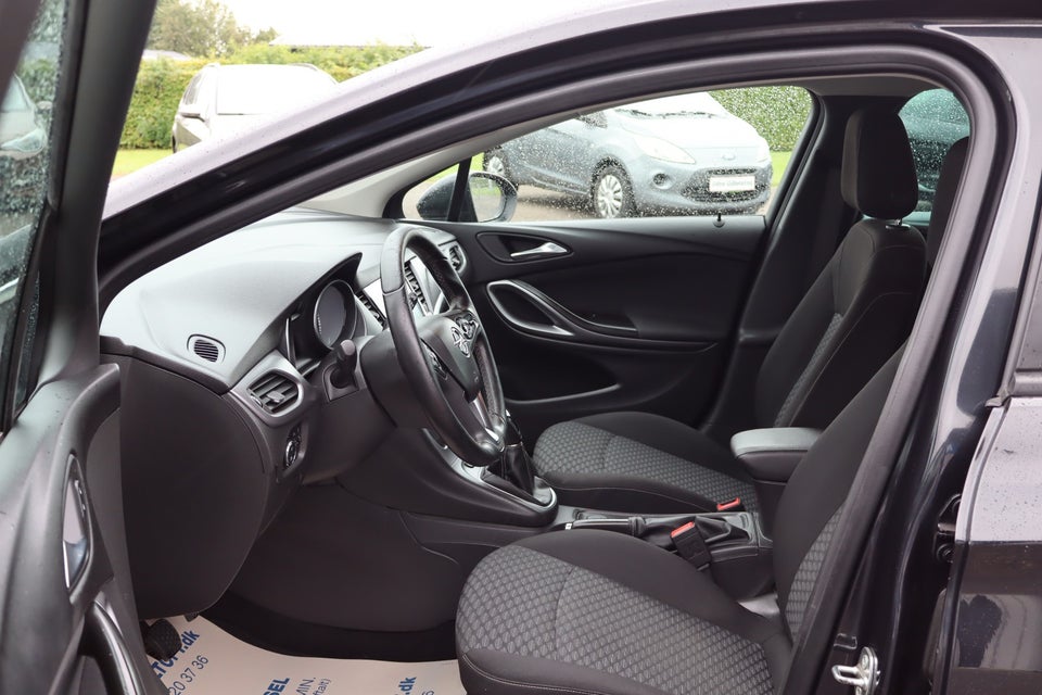 Opel Astra 1,0 T 105 Enjoy Sports Tourer 5d