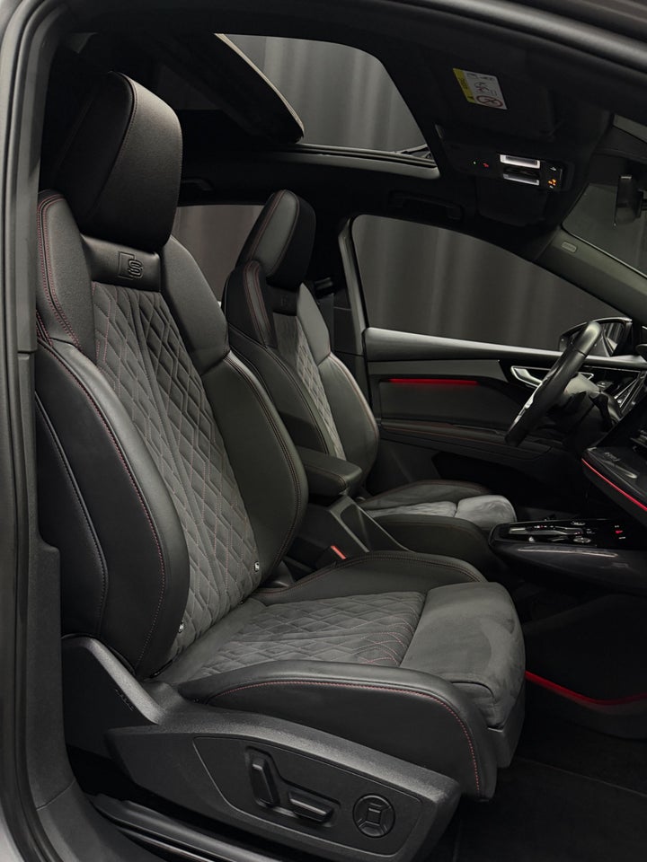 Audi Q4 e-tron 45 S-line Sportback 5d