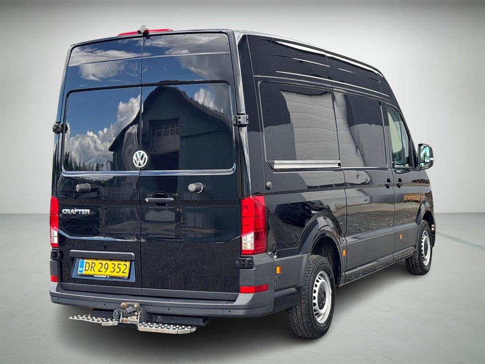 VW Crafter 35 2,0 TDi 177 Kassevogn L3H3 aut.