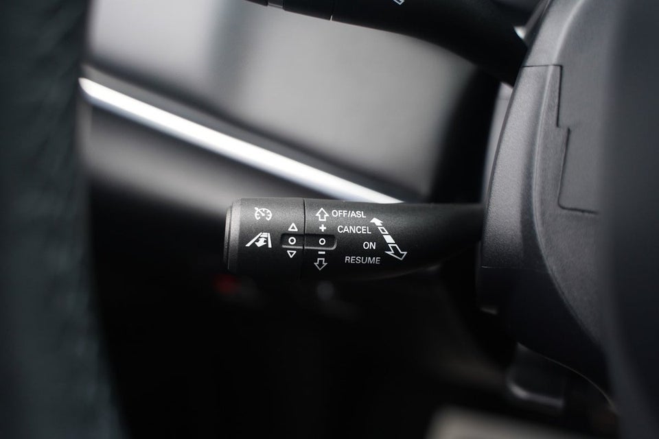 MG Marvel R Performance 5d