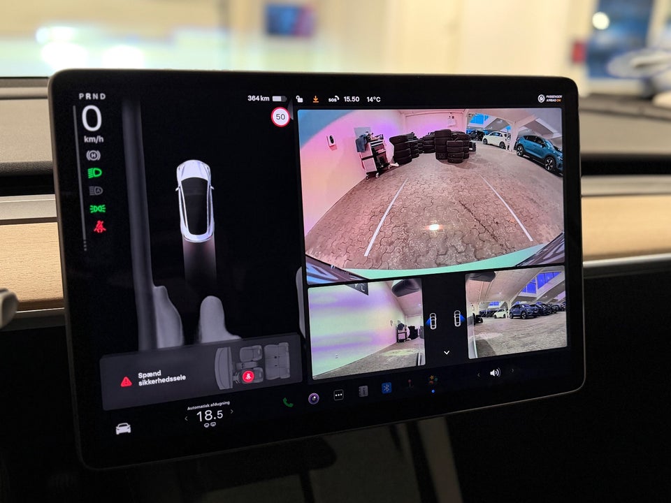 Tesla Model 3 Long Range AWD 4d