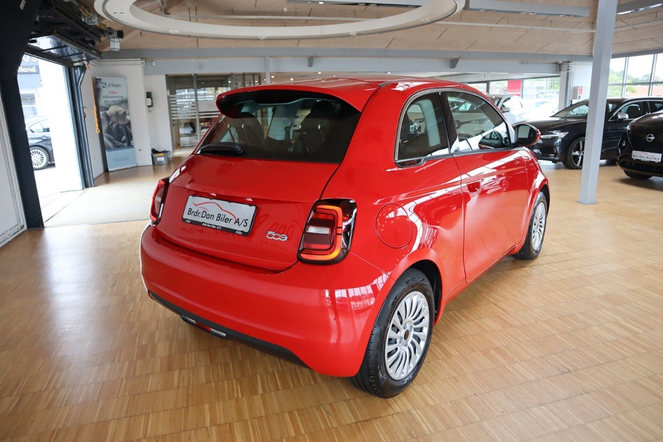 Fiat 500e (RED) 3d