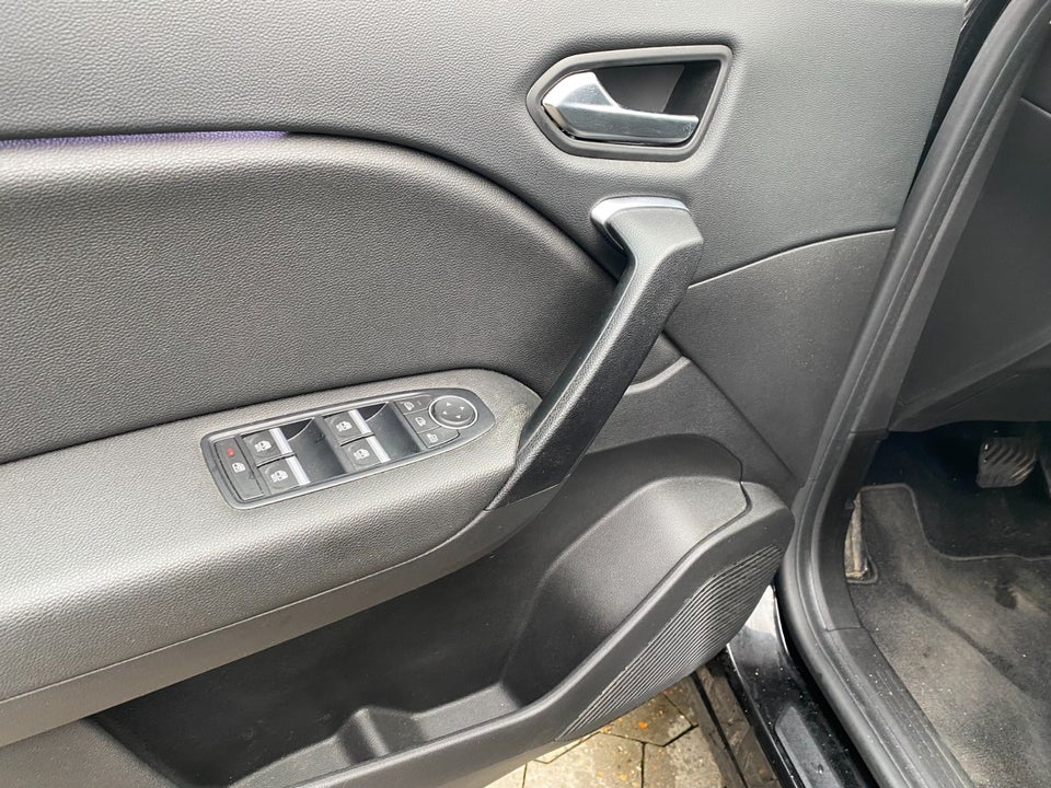 Renault Captur 1,6 E-Tech Intens 5d