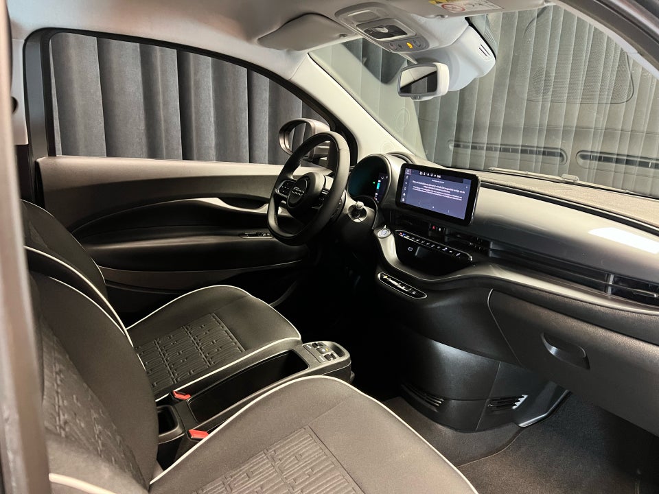 Fiat 500e 42 Icon 3d