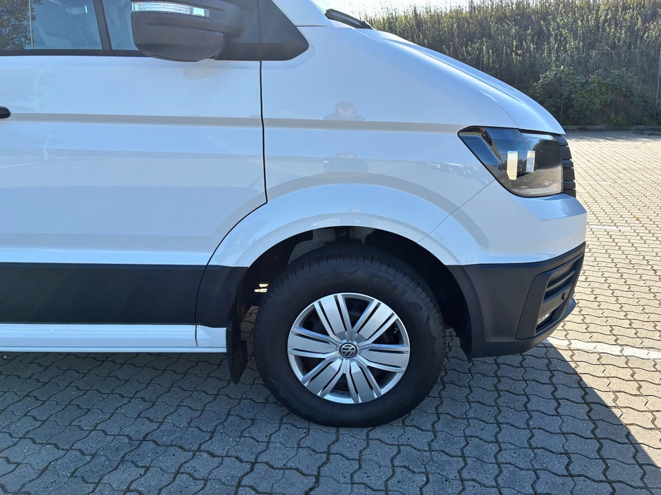 VW Crafter 35 2,0 TDi 177 Kassevogn L3H3 aut.
