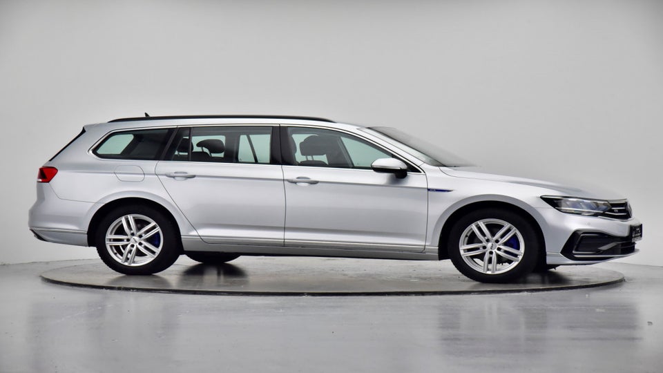 VW Passat 1,4 GTE High Variant DSG 5d