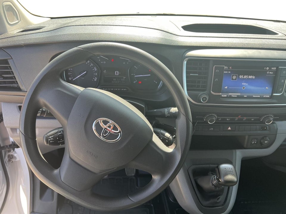 Toyota ProAce 2,0 D 144 Long Comfort 5d