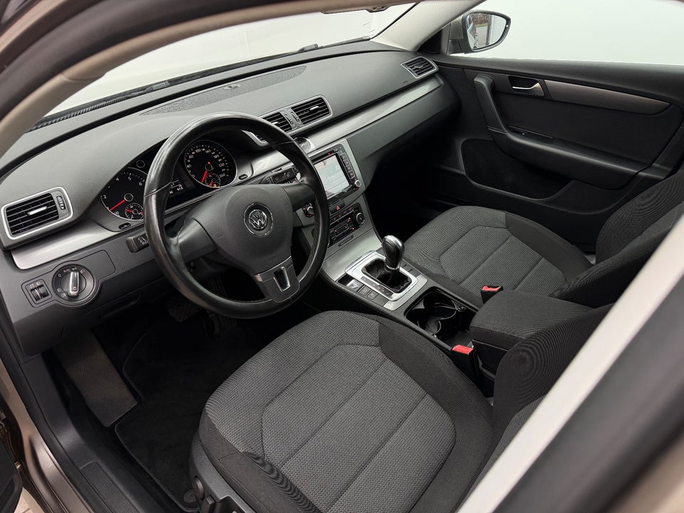 VW Passat 1,8 TSi 160 Comfortline DSG 4d