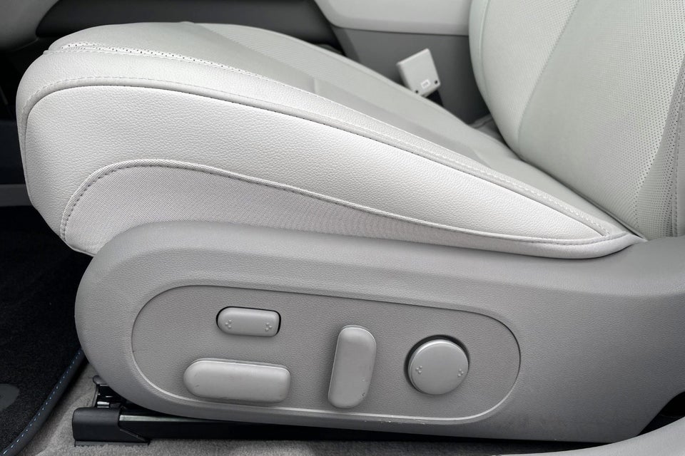 Hyundai Ioniq 6 77 Ultimate AWD 4d