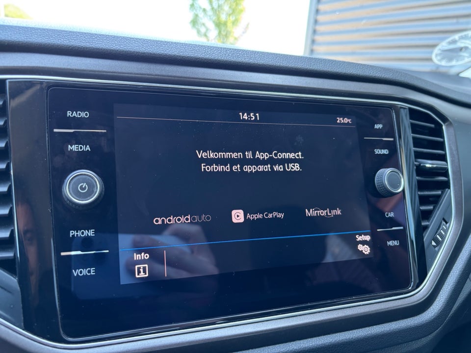 VW T-Roc 1,0 TSi 115 Style 5d