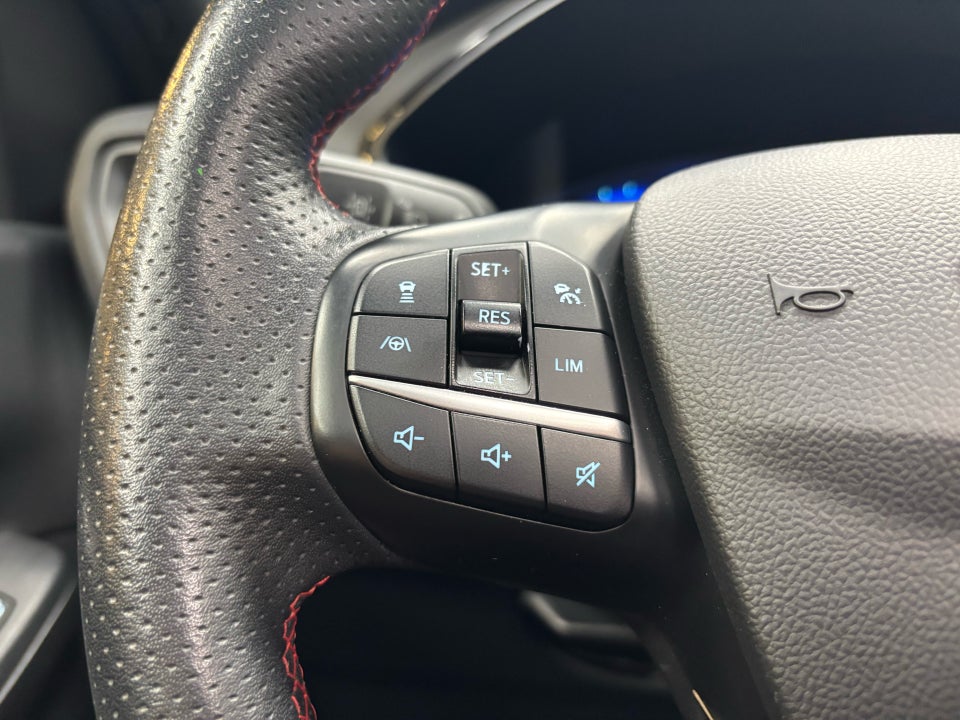 Ford Kuga 2,5 PHEV ST-Line X CVT 5d