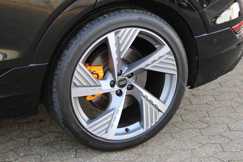 Audi e-tron 55 Black Edition S-line quattro 5d