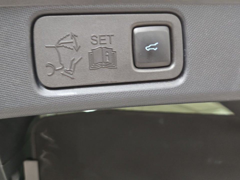 Ford Mustang Mach-E 98 Extended Range AWD 5d