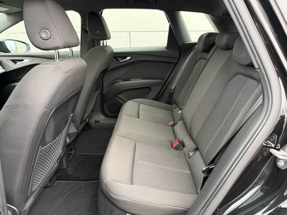 Audi Q4 e-tron 40 Attitude 5d