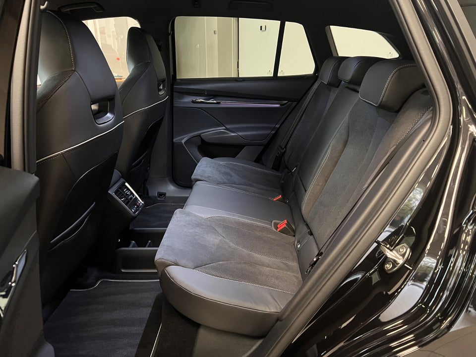 Skoda Enyaq 85x iV Sportline Maxx 5d