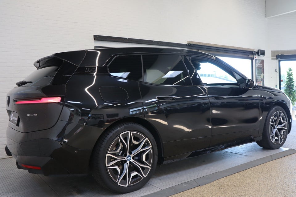 BMW iX xDrive40 Sport 5d