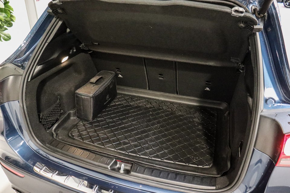 Mercedes GLA250 e 1,3 Progressive aut. 5d