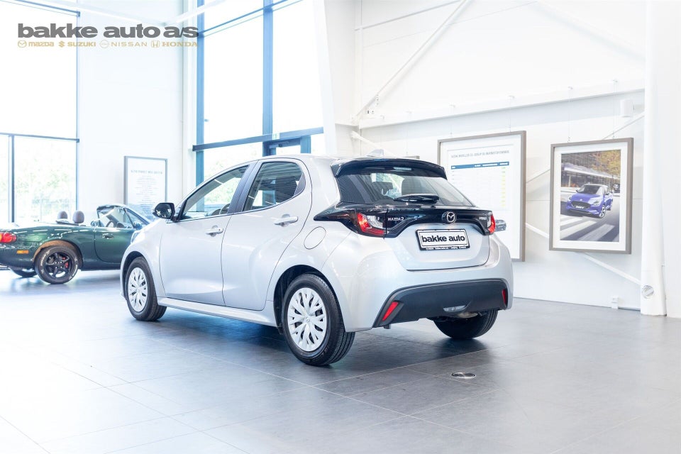 Mazda 2 1,5 Hybrid Pure+ CVT 5d