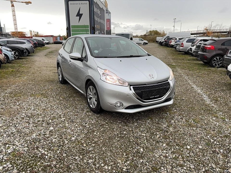Peugeot 208 1,4 VTi Active 5d