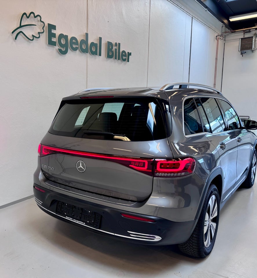 Mercedes EQB250 Business Line 5d