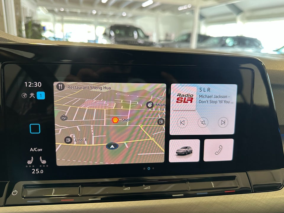 VW Golf VIII 1,5 eTSi 150 Life DSG 5d