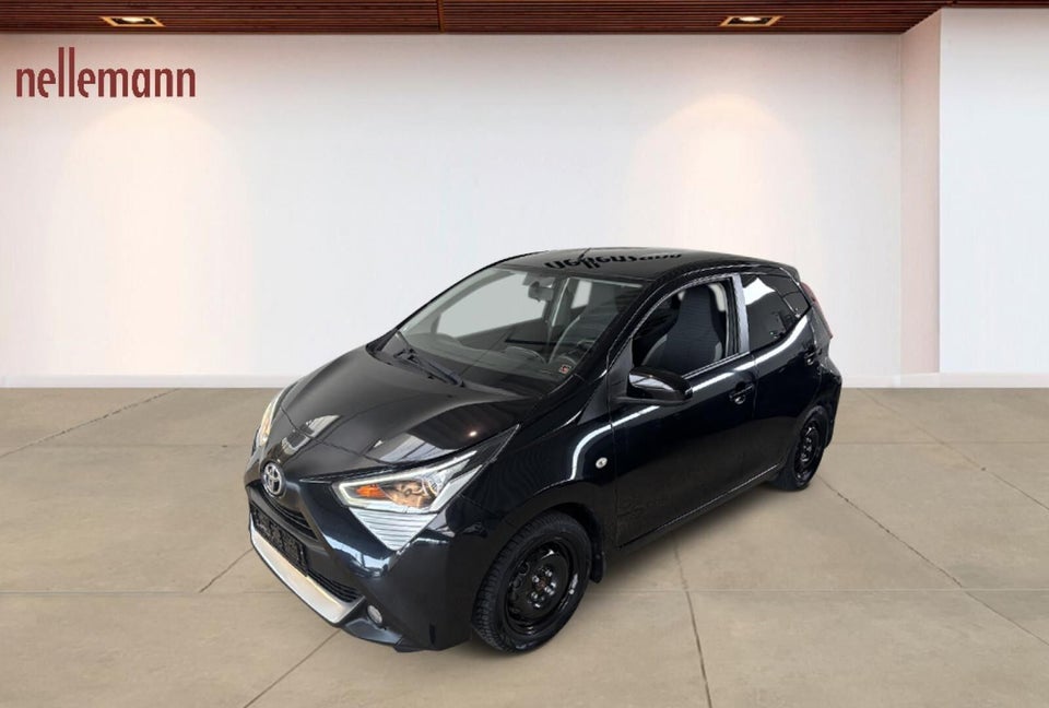 Toyota Aygo 1,0 VVT-i x-press 5d