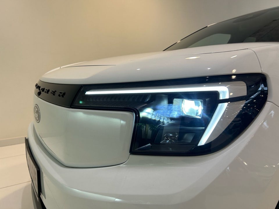 Ford Explorer 77 Premium Extended Range 5d