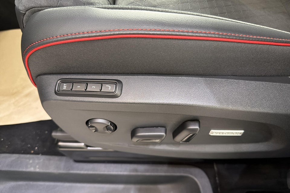 VW ID.Buzz 86 GTX+ 4Motion 7prs LWB 5d