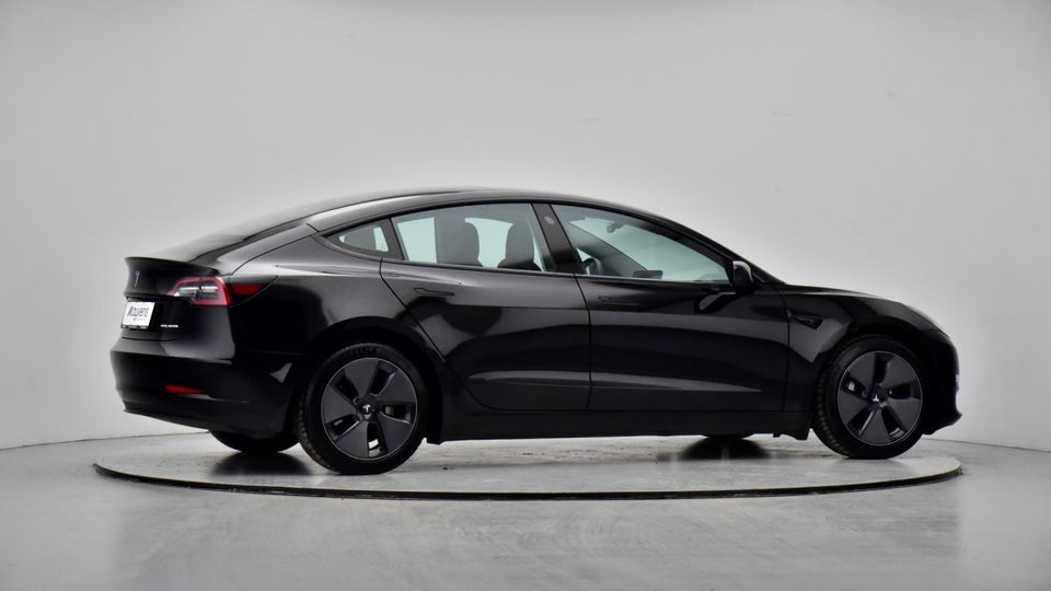 Tesla Model 3 Long Range AWD 4d