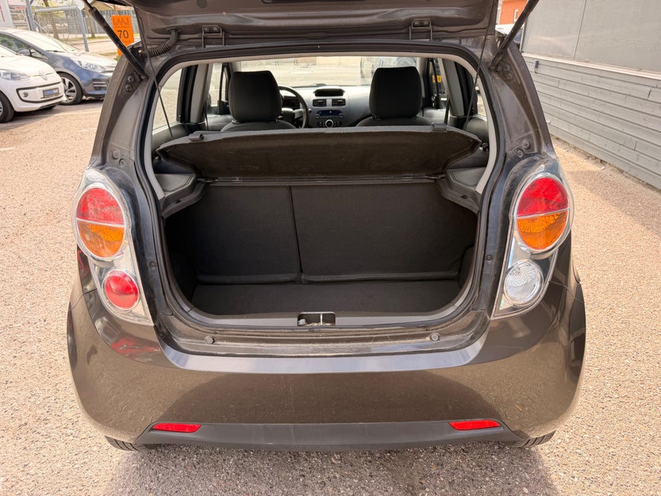Chevrolet Spark 1,0 LS 5d