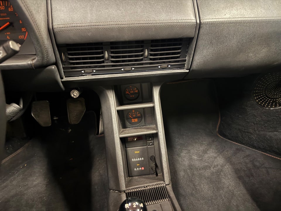 Ferrari Testarossa 4,9  2d