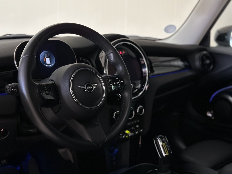 MINI Cooper SE Camden Edition 3d