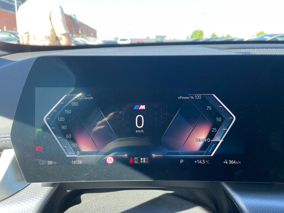 BMW iX1 eDrive20 M-Sport 5d