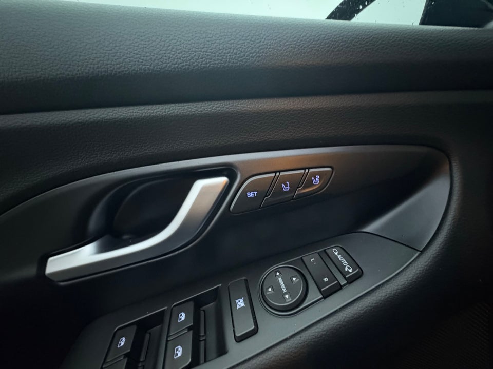 Hyundai i30 1,6 CRDi mHEV Advanced DCT 5d