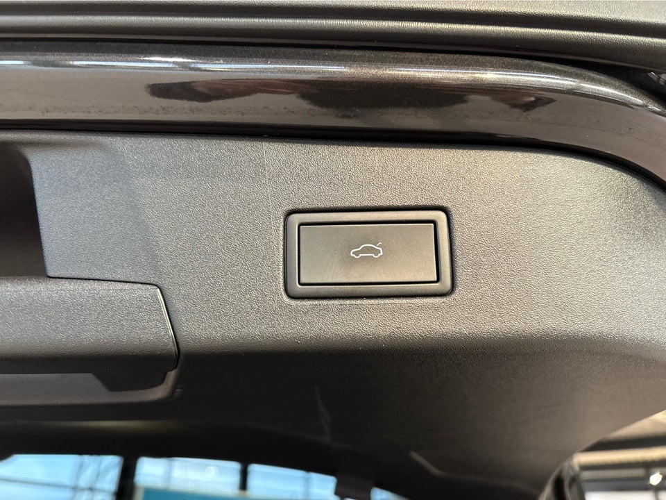 VW ID.4 77 Pro Performance Tech 5d