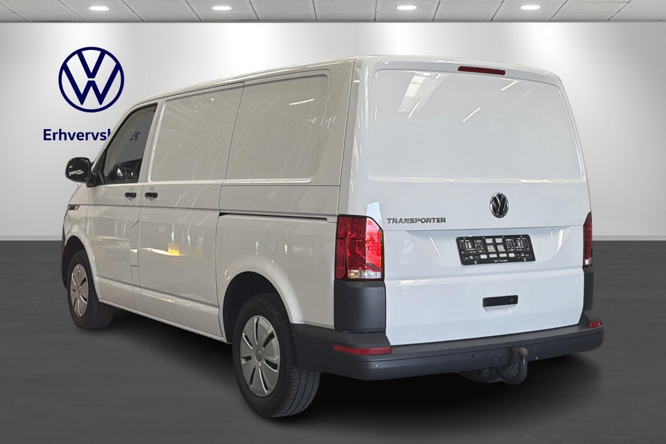 VW Transporter 2,0 TDi 150 Kassevogn DSG kort